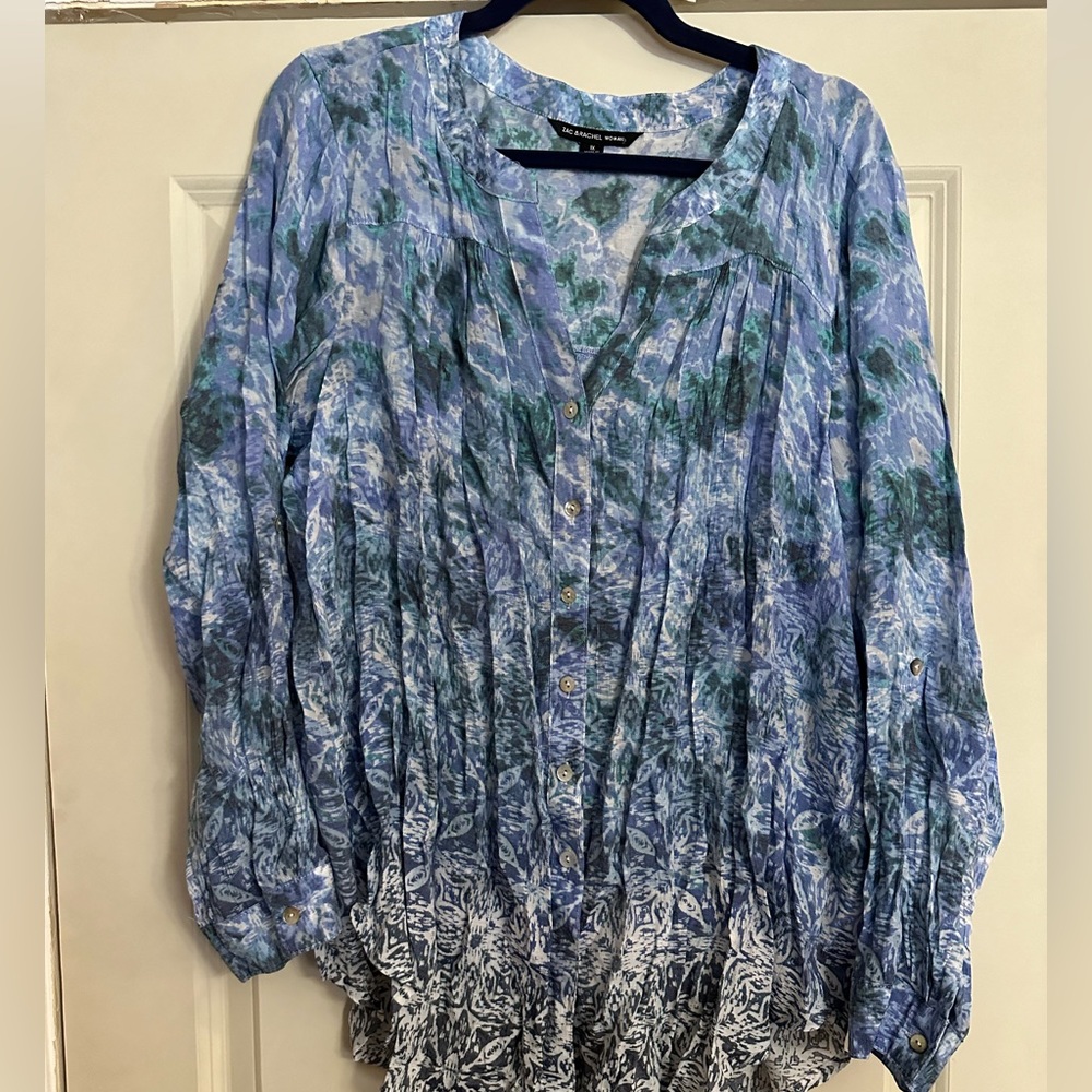 Women’s size 1X. Zac & Rachel Woman. Previously lovingly worn. Very good shape